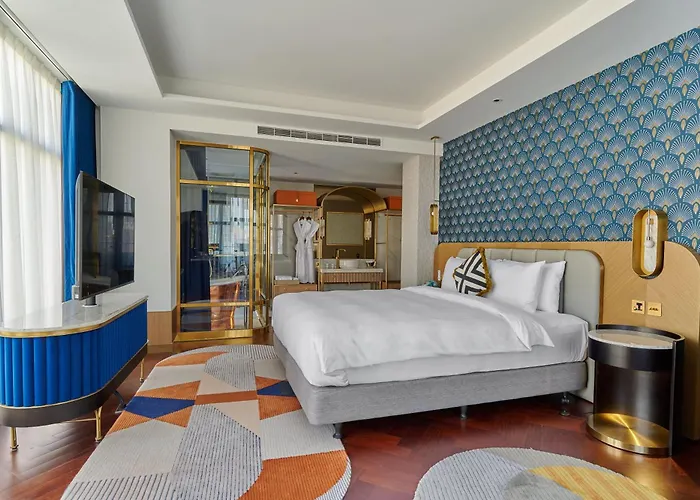 Oku Hotel
